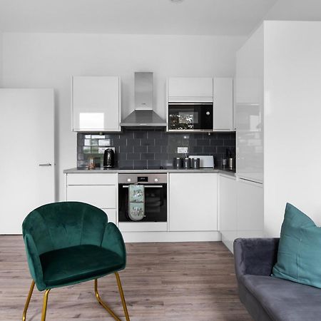 Livestay-Modern Apartments Building In Aylesbury Aylesbury  Dış mekan fotoğraf