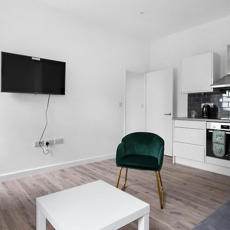 Livestay-Modern Apartments Building In Aylesbury Aylesbury  Dış mekan fotoğraf